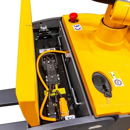 Электрическая самоходная тележка SMARTLIFT CBD20L (г/п 2000 кг; li-ion 25,6В / 230Ач; EPS) в Москве