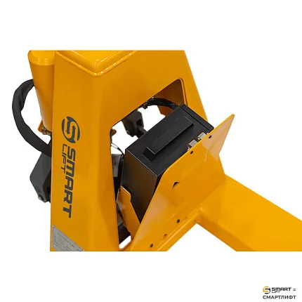 Электрическая самоходная тележка СМАРТЛИФТ (SMARTLIFT) CBD15 (г/п 1500 кг; li-ion 24В / 20Ач)