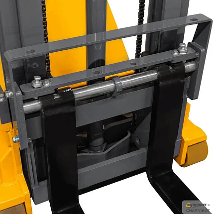 Штабелер самоходный с противовесом электрический СМАРТЛИФТ (SMARTLIFT) MBB09 (г/п 900 кг; 3 м; 24В / 100Ач)