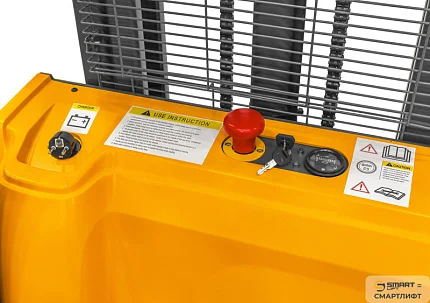 Штабелер электрический самоходный СМАРТЛИФТ (SMARTLIFT) CDD15R-E (г/п 1500 кг; 3 м; 24В / 125Ач)